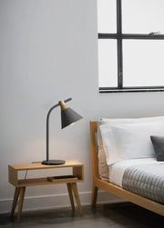 Moderne Nordische Tischlampe - Moderne-Lampen.de